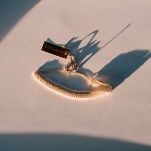 NWT Henri Bendel Bracelet - Adjustable!